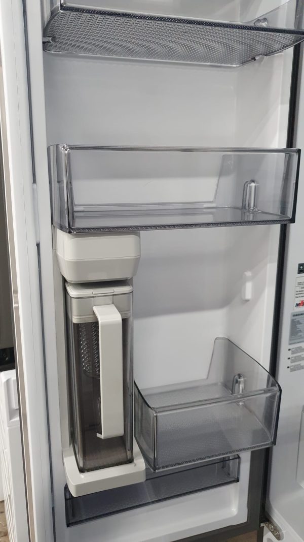 Open Box Samsung Bespoke Refrigerator RF24BB6200APAA Counter Depth