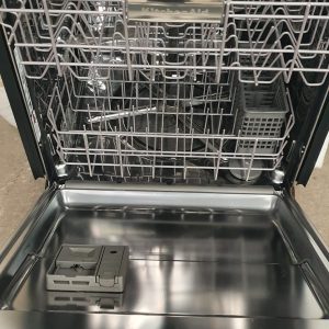 Used KitchenAid Dishwasher KDTE104ESS1 (2)