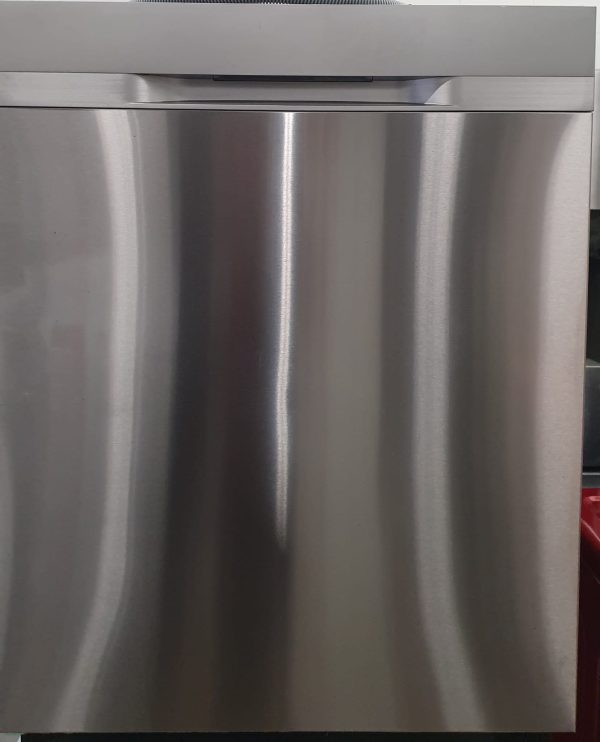 Used less than 1 year Samsung dishwasher DW80T5040US