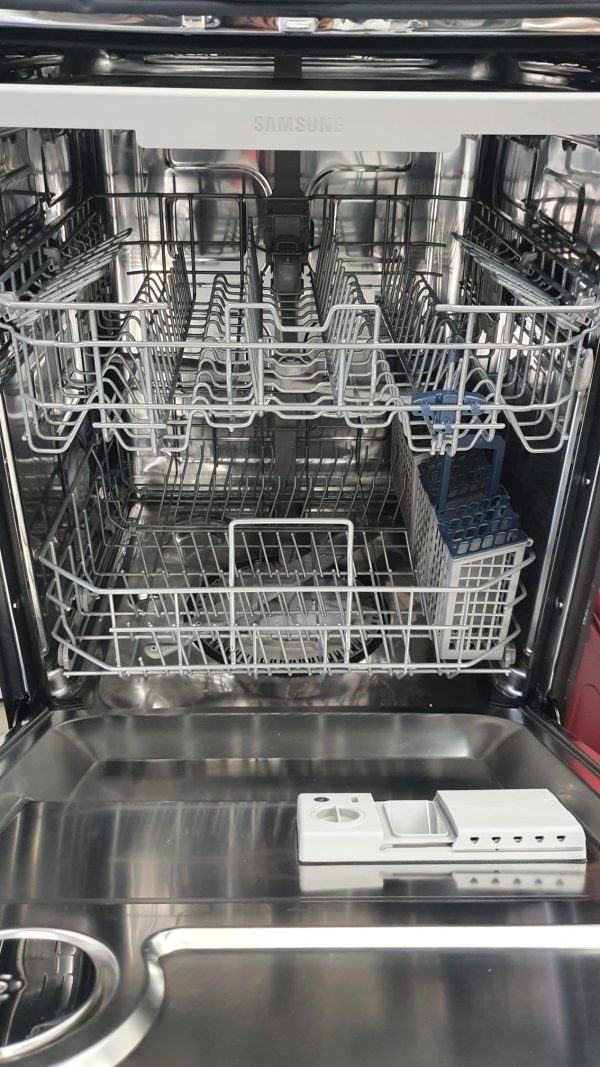 Used less than 1 year Samsung dishwasher DW80T5040US