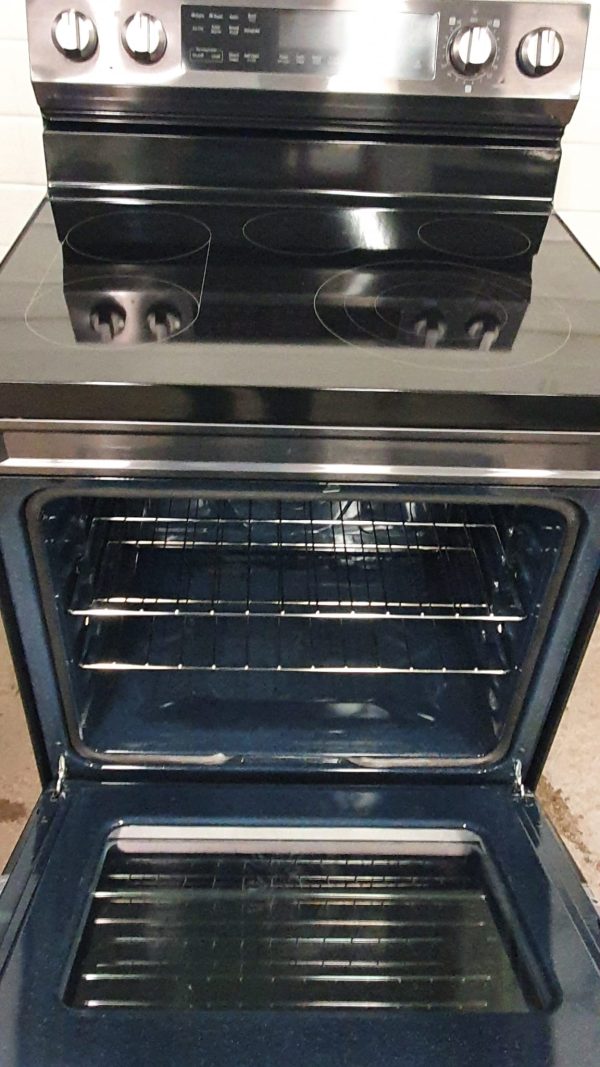 Used less than 1 Year Samsung Electric Stove NE63A6711SG