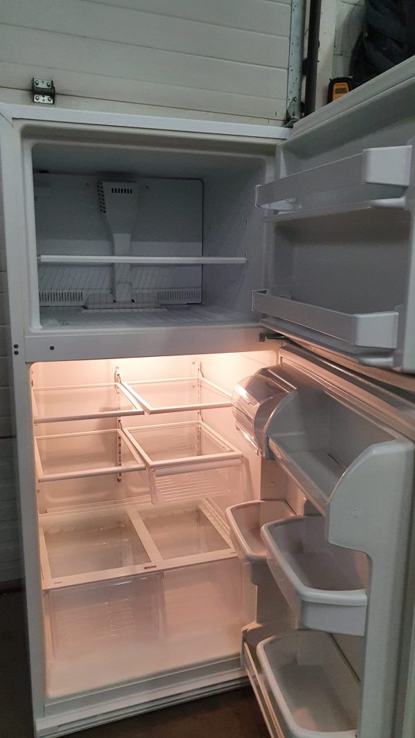 Used Kenmore Refrigerator 106.638322