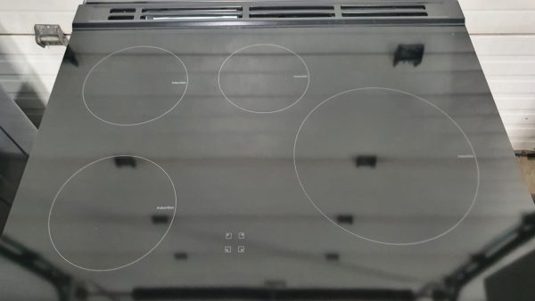 Open Box Samsung Induction stove NE63B8411SS