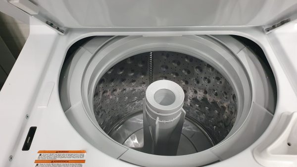 Used less than 1 Year GE Laundry Center GUD24ESMM1WW Apartment Size