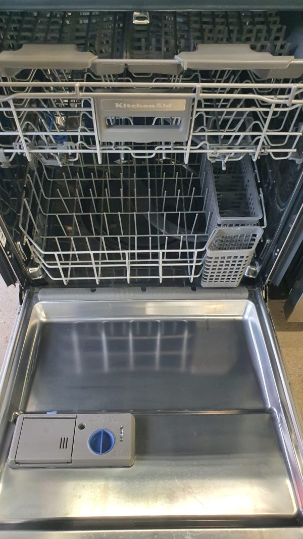 Use KITCHENAID Dishwasher KUDR60HXSS5