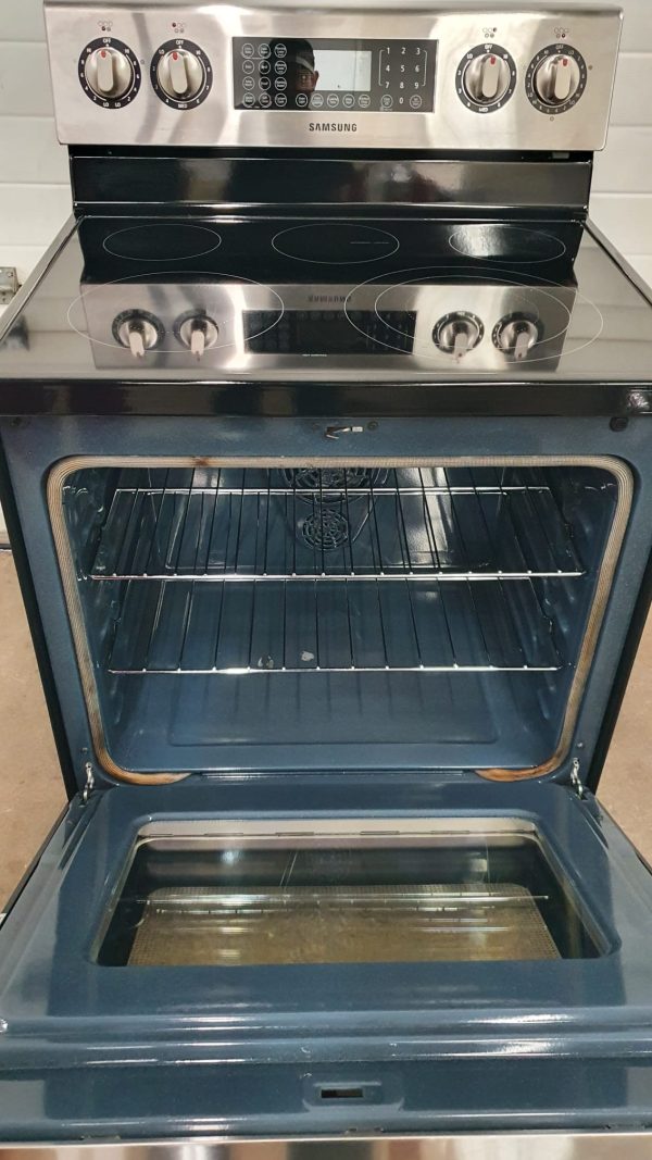 Used Samsung Electric Stove FFQ385LWX