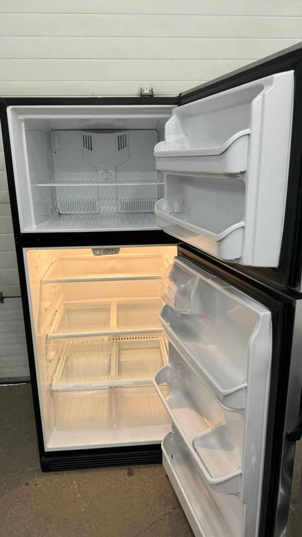 Used Frigidaire Refrigerator FRT1S6ESB1