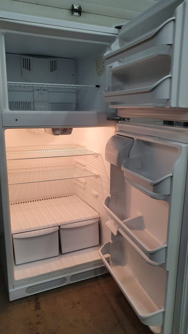 Used Frigidaire Refrigerator FRT15HB3DW2