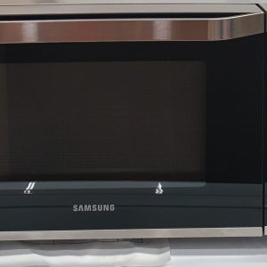 Open Box Samsung Bespoke Refrigerator RF24BB6200QLAA Counter Depth