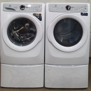 Open Box Electrolux Set With pedestals Washer ELFW7337AW1 and Dryer ELFE733CAW0
