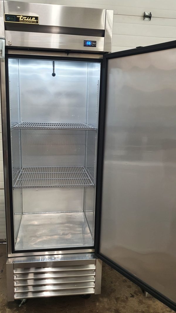 Used Solid Door Reach-In Commercial Refrigerator